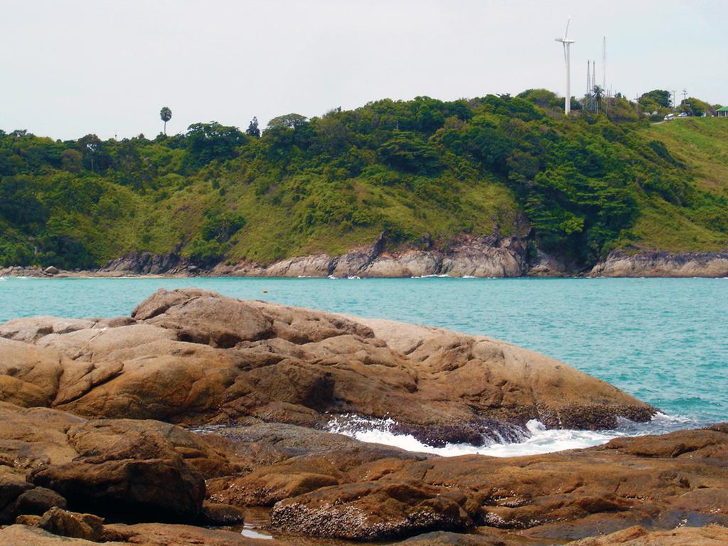 The Title Kr Beach Condotel Rawai Beach Buitenkant foto
