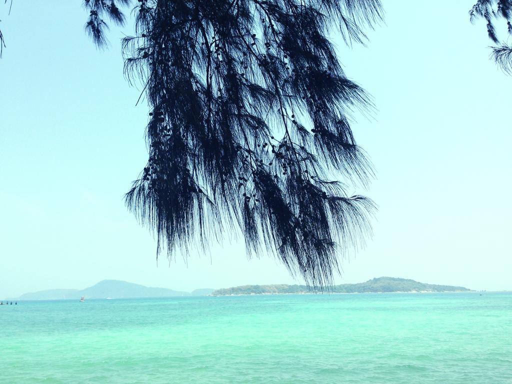 The Title Kr Beach Condotel Rawai Beach Buitenkant foto